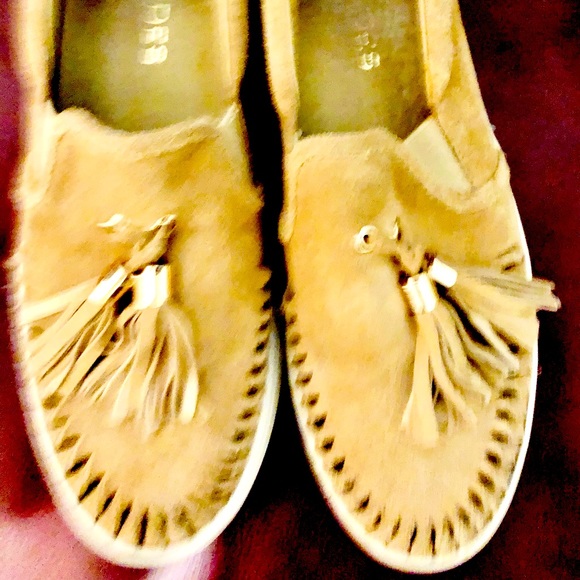 J Slides, Size 7, Great preowned condition - Picture 1 of 5